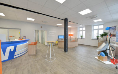 Moderner Innenausbau der Volksbank Filiale in Hohentengen